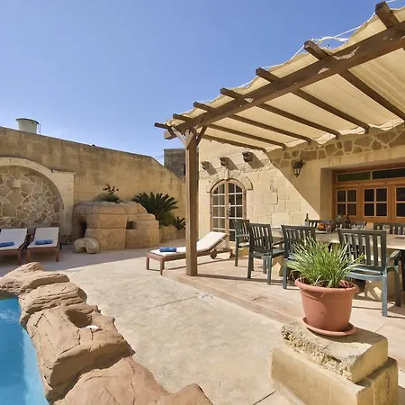 Penmon Farmhouse Għarb