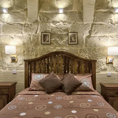 Villa Penmon Farmhouse Għarb