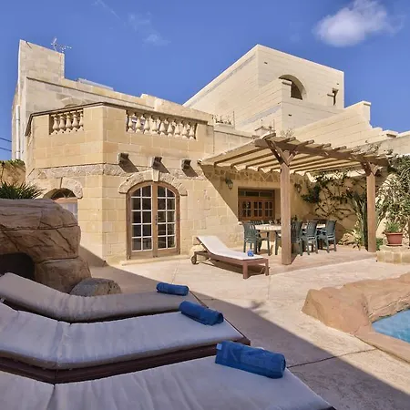 Penmon Farmhouse Villa *