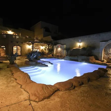 Villa Penmon Farmhouse